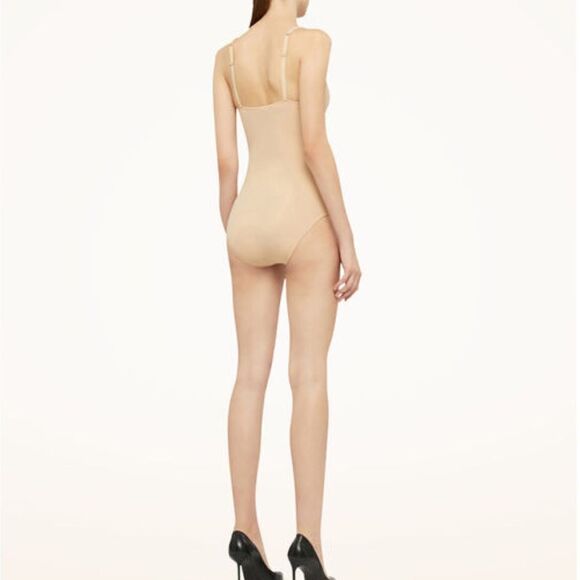 Wolford Mat de Luxe forming Strong shaping bodysuit XS C Cup in Powder NEW $230 - Picture 6 of 11